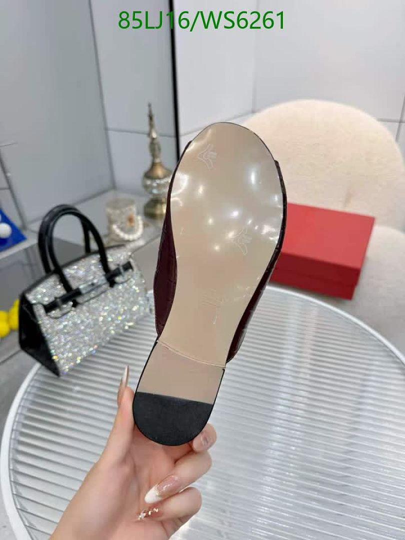 Valentino-Women Shoes Code: WS6261 $: 85USD