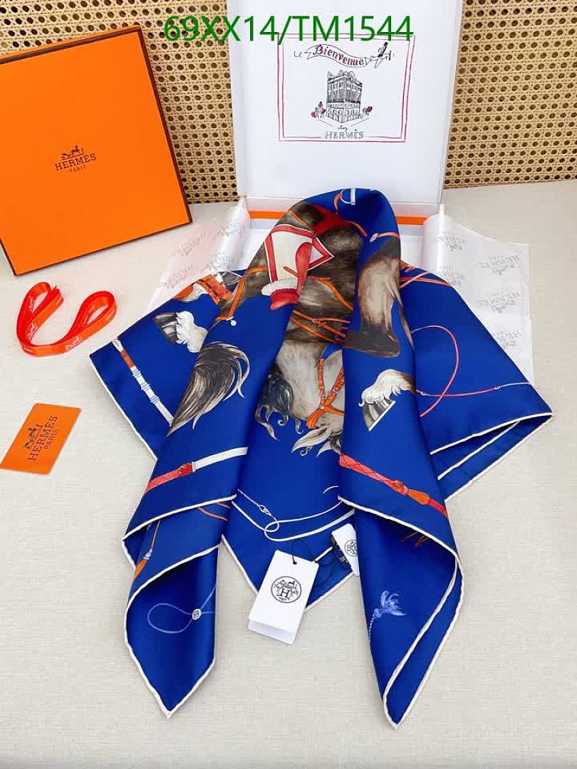 Hermes-Scarf Code: TM1544 $: 69USD