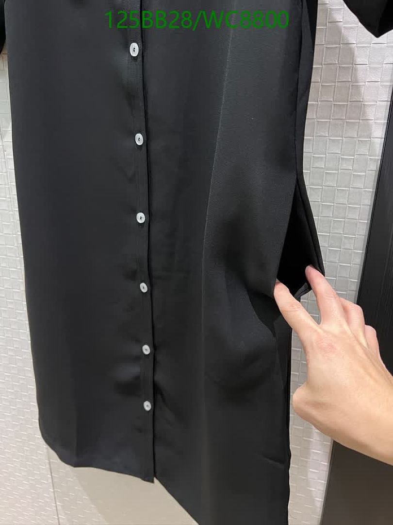 LV-Clothing Code: WC8800 $: 125USD