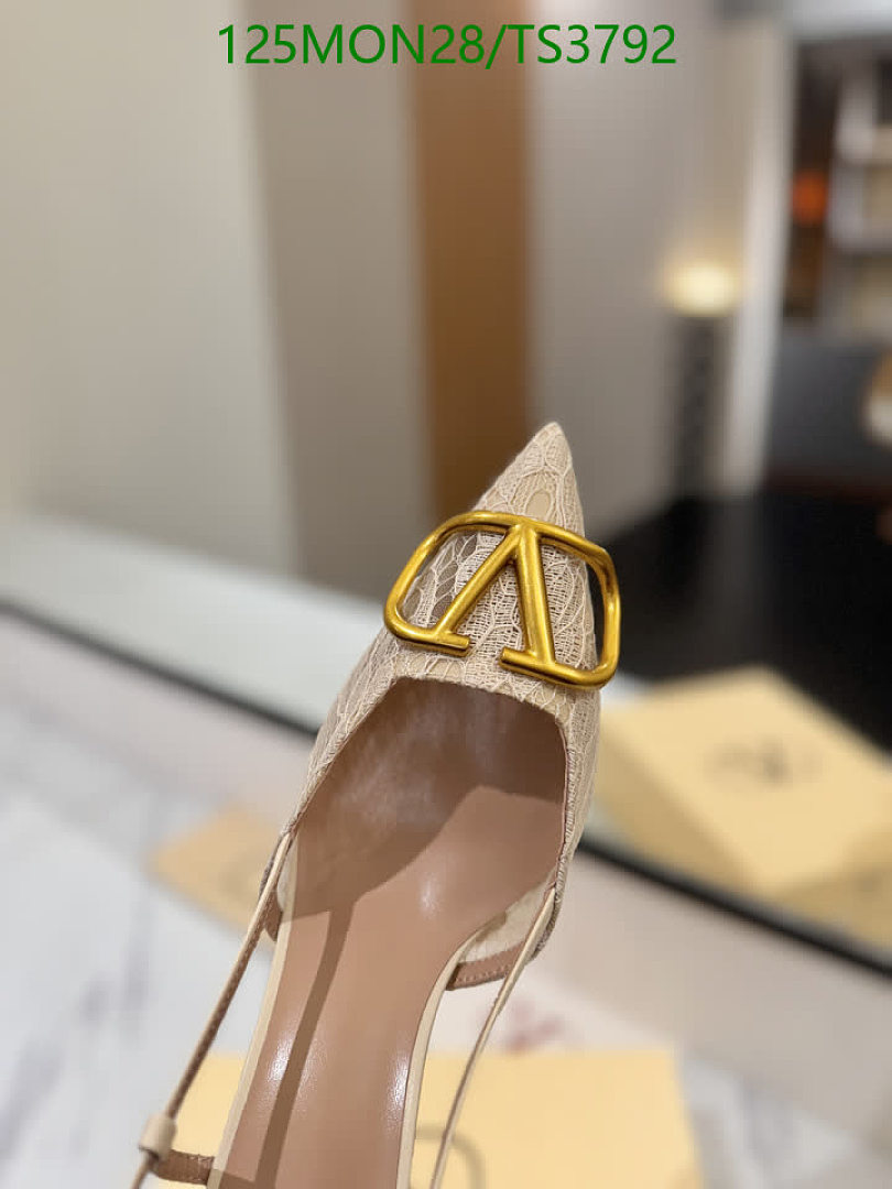 Valentino-Women Shoes Code: TS3792 $: 125USD