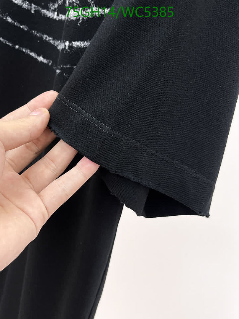 Balenciaga-Clothing Code: WC5385 $: 75USD