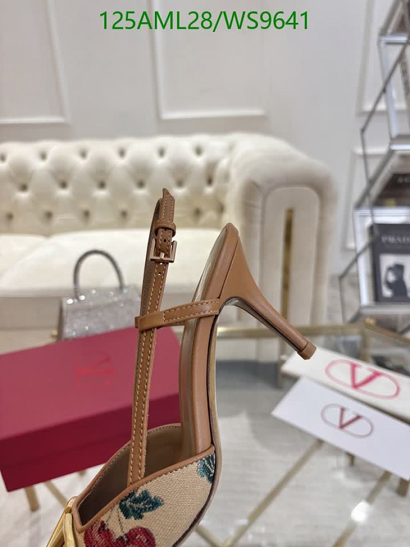 Valentino-Women Shoes Code: WS9641 $: 125USD