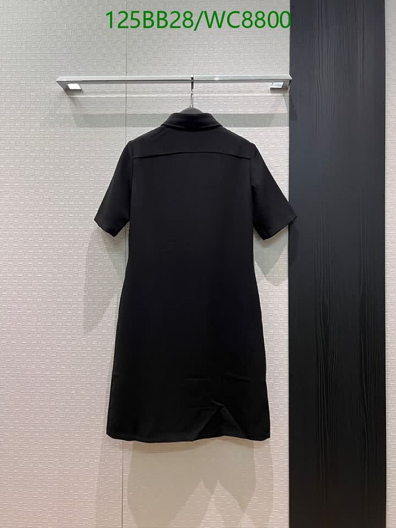 LV-Clothing Code: WC8800 $: 125USD
