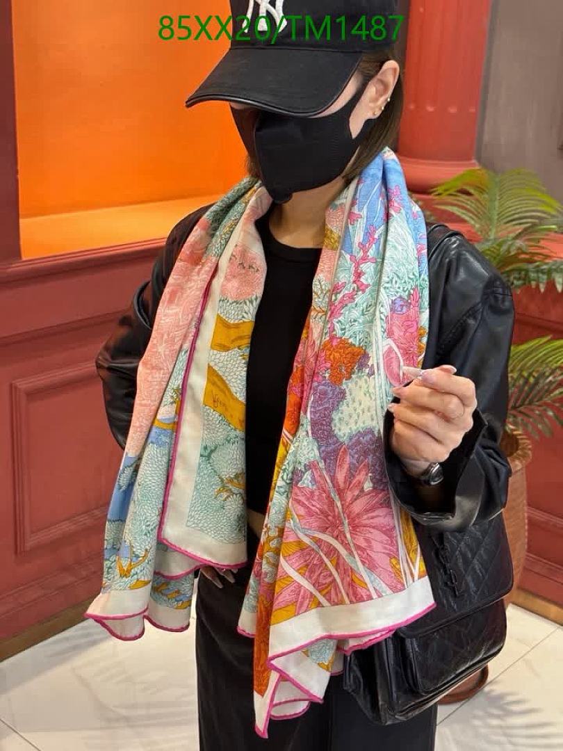 Hermes-Scarf Code: TM1487 $: 85USD