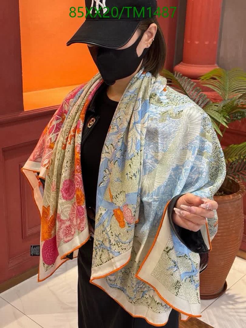 Hermes-Scarf Code: TM1487 $: 85USD