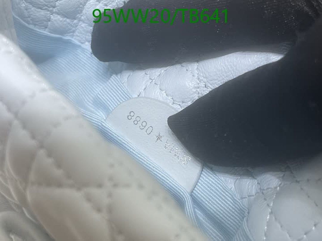 Dior-Bag-4A Quality Code: TB641 $: 95USD
