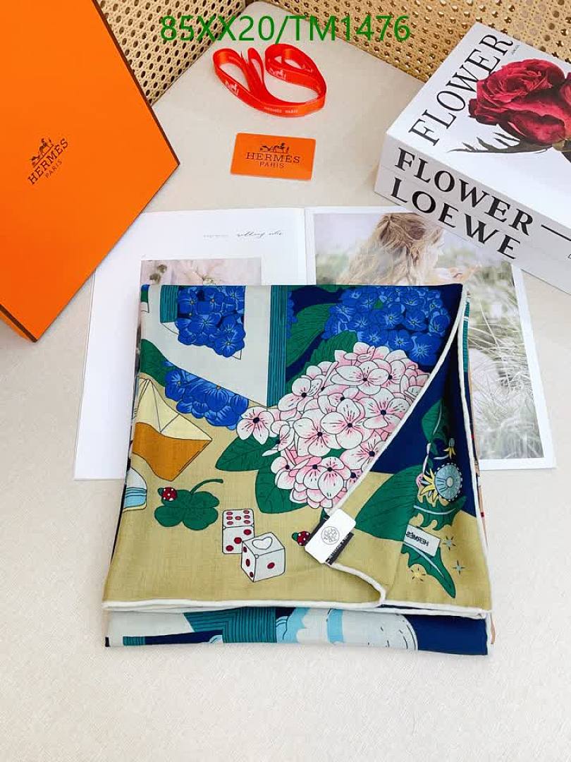 Hermes-Scarf Code: TM1476 $: 85USD