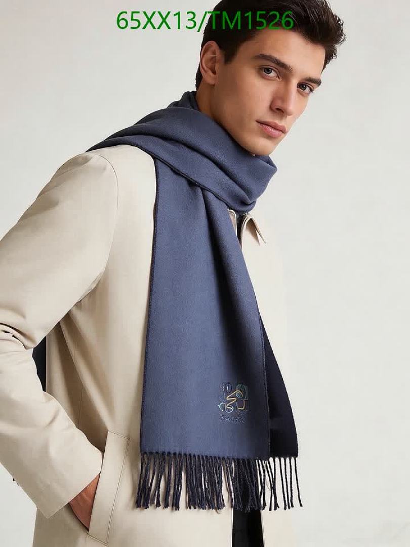 Hermes-Scarf Code: TM1526 $: 65USD