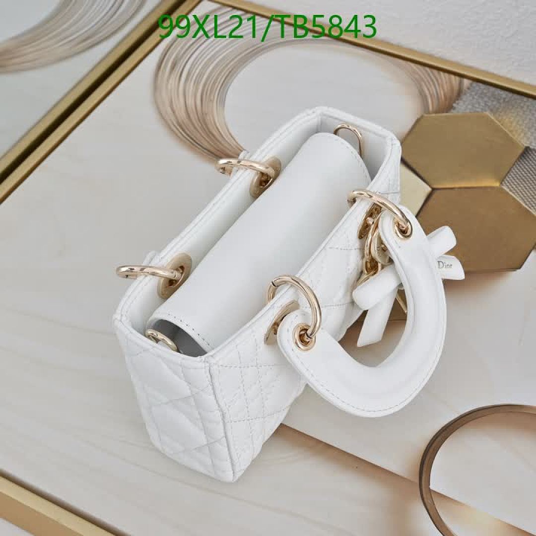 Dior-Bag-4A Quality Code: TB5843 $: 99USD