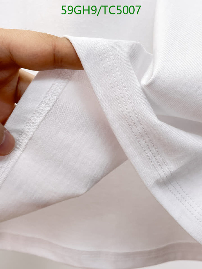 Burberry-Clothing Code: TC5007 $: 59USD