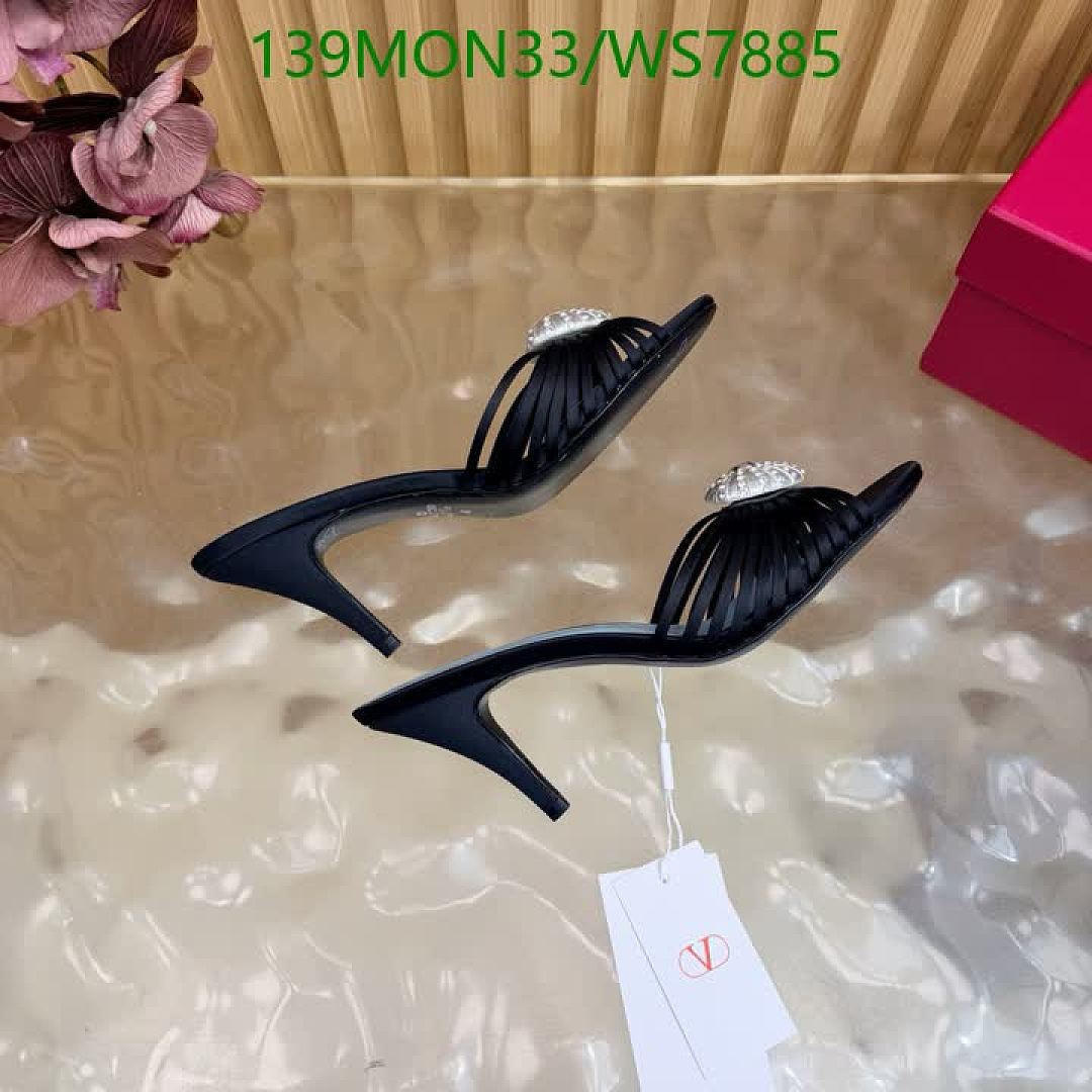 Valentino-Women Shoes Code: WS7885 $: 139USD