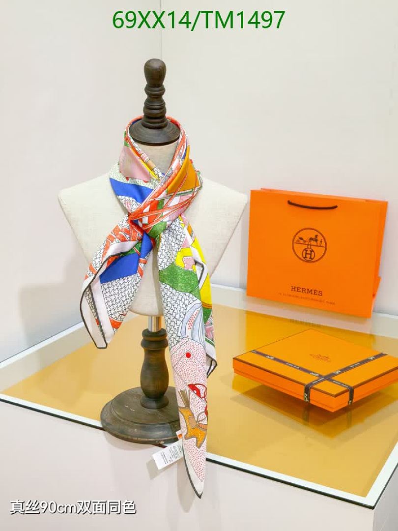 Hermes-Scarf Code: TM1497 $: 69USD