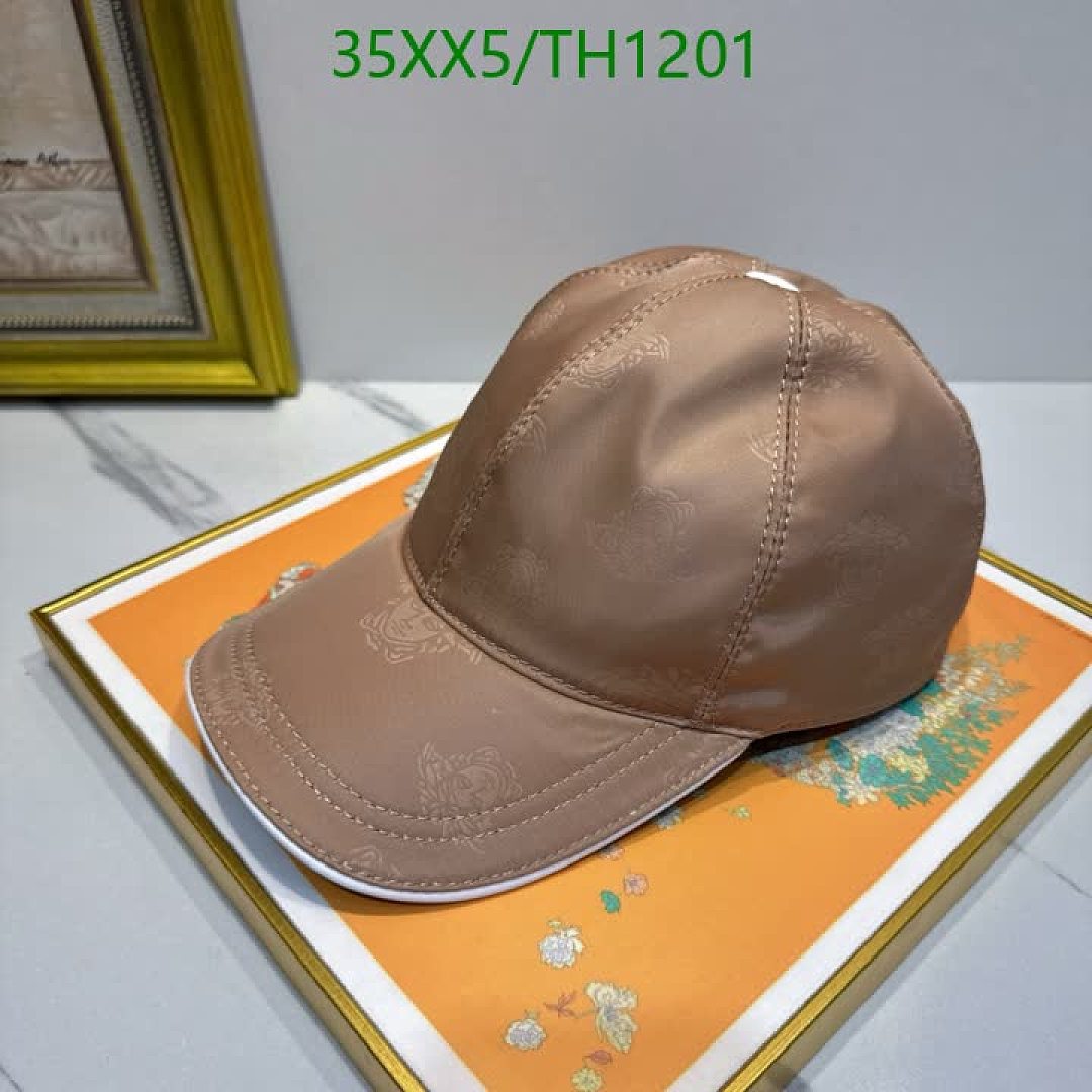 Versace-Cap(Hat) Code: TH1201 $: 35USD