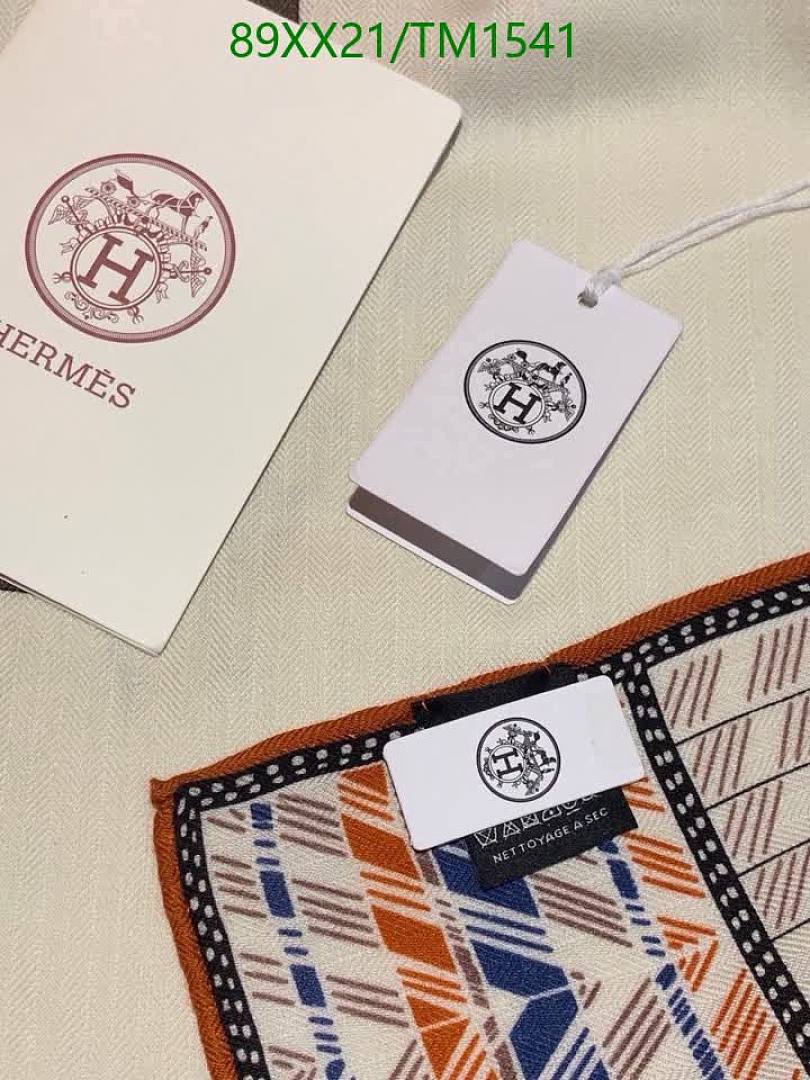 Hermes-Scarf Code: TM1541 $: 89USD
