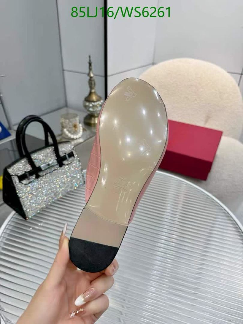 Valentino-Women Shoes Code: WS6261 $: 85USD