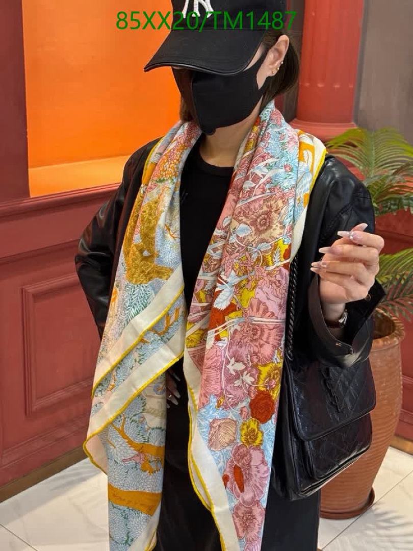 Hermes-Scarf Code: TM1487 $: 85USD