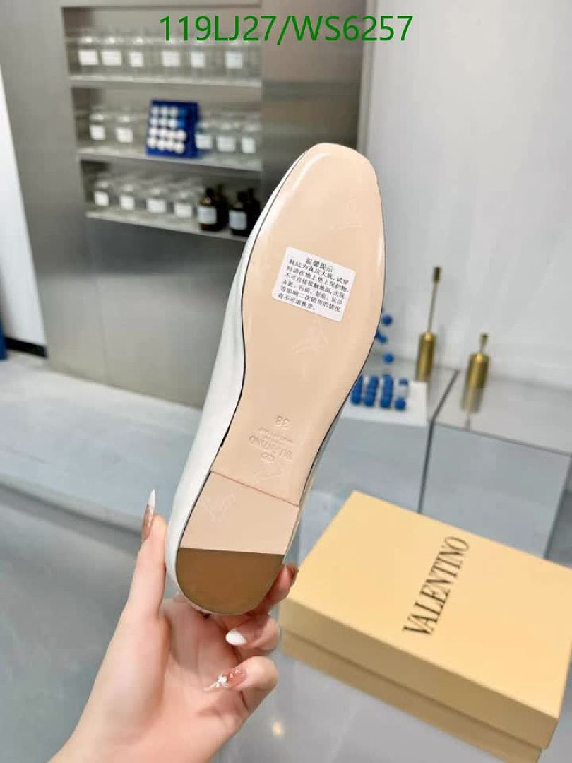 Valentino-Women Shoes Code: WS6257 $: 119USD