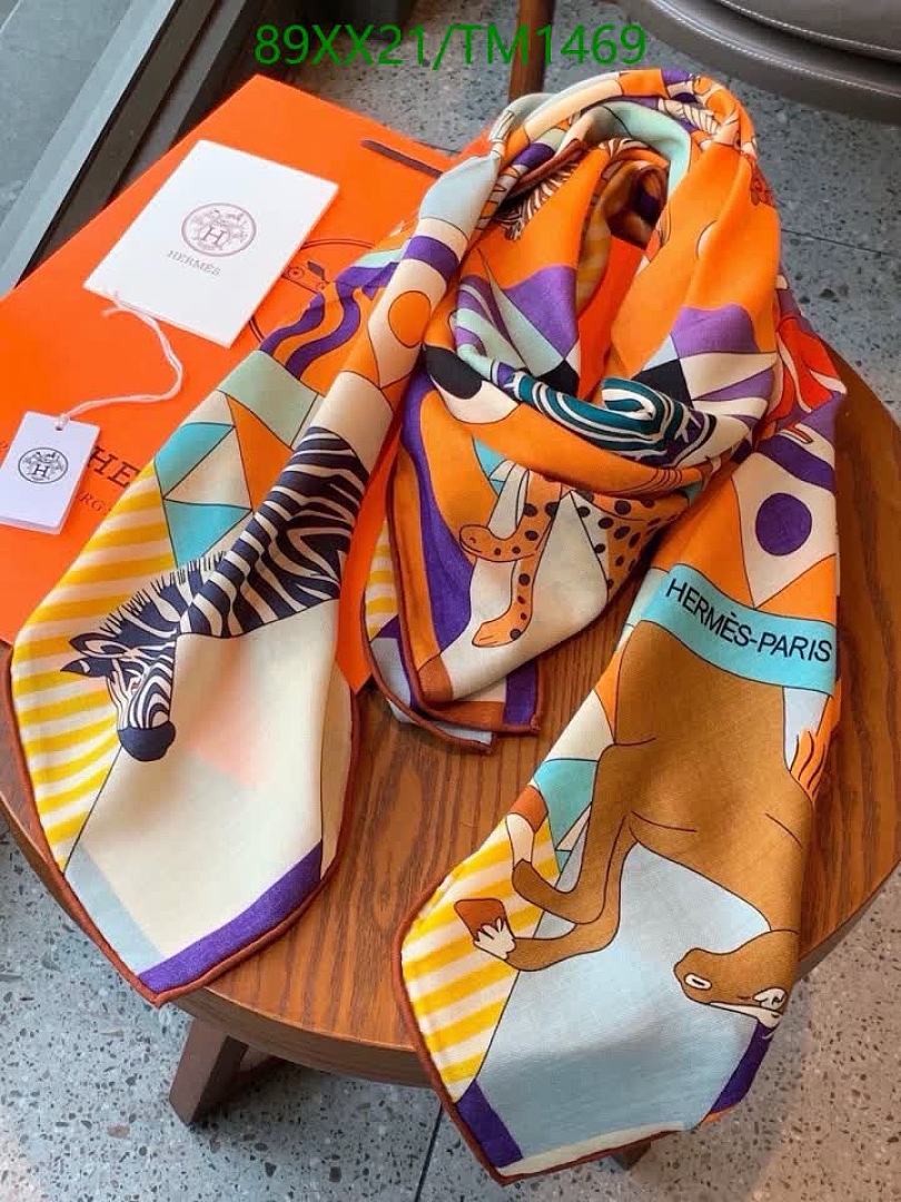 Hermes-Scarf Code: TM1469 $: 89USD