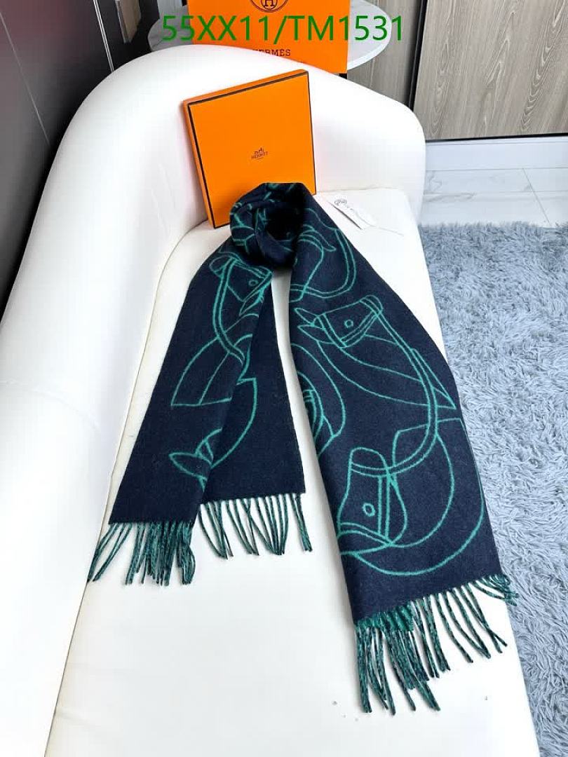 Hermes-Scarf Code: TM1531 $: 55USD