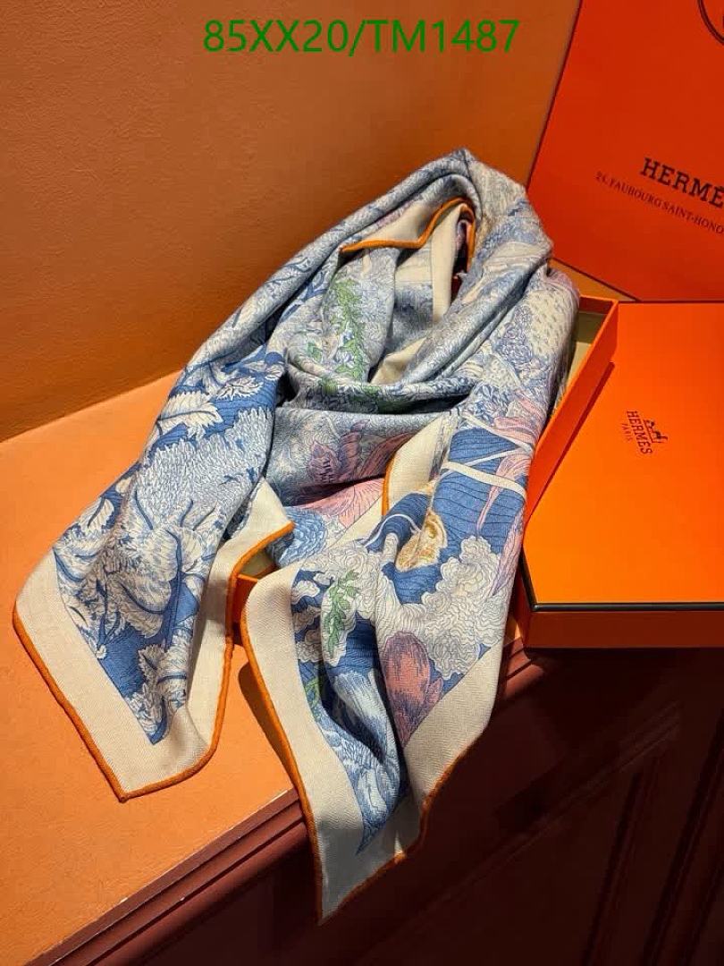 Hermes-Scarf Code: TM1487 $: 85USD