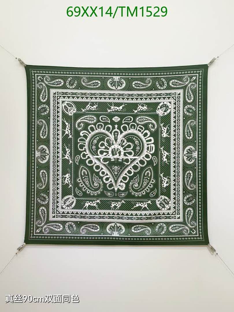 Hermes-Scarf Code: TM1529 $: 69USD