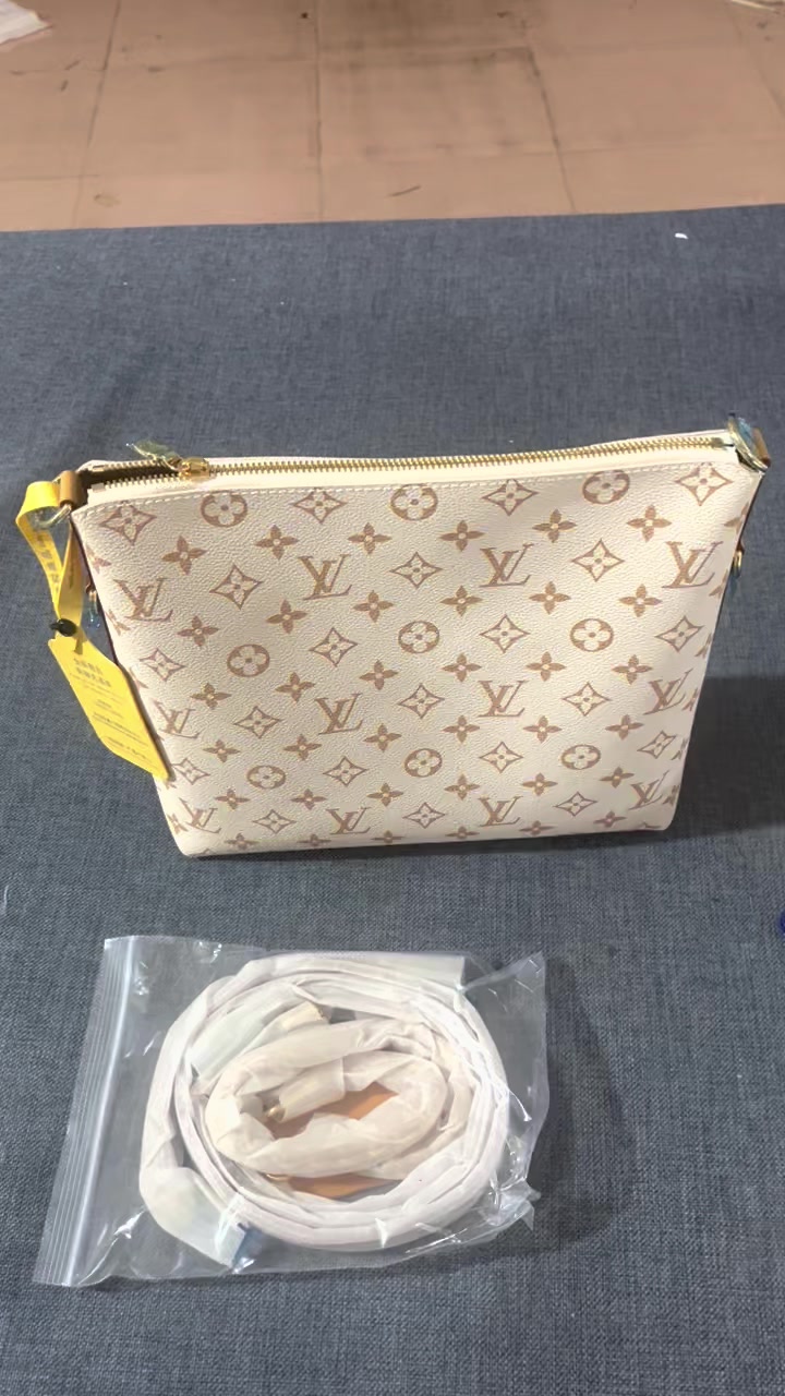 LV-Bag-Mirror Quality Code: WB6438 $: 165USD