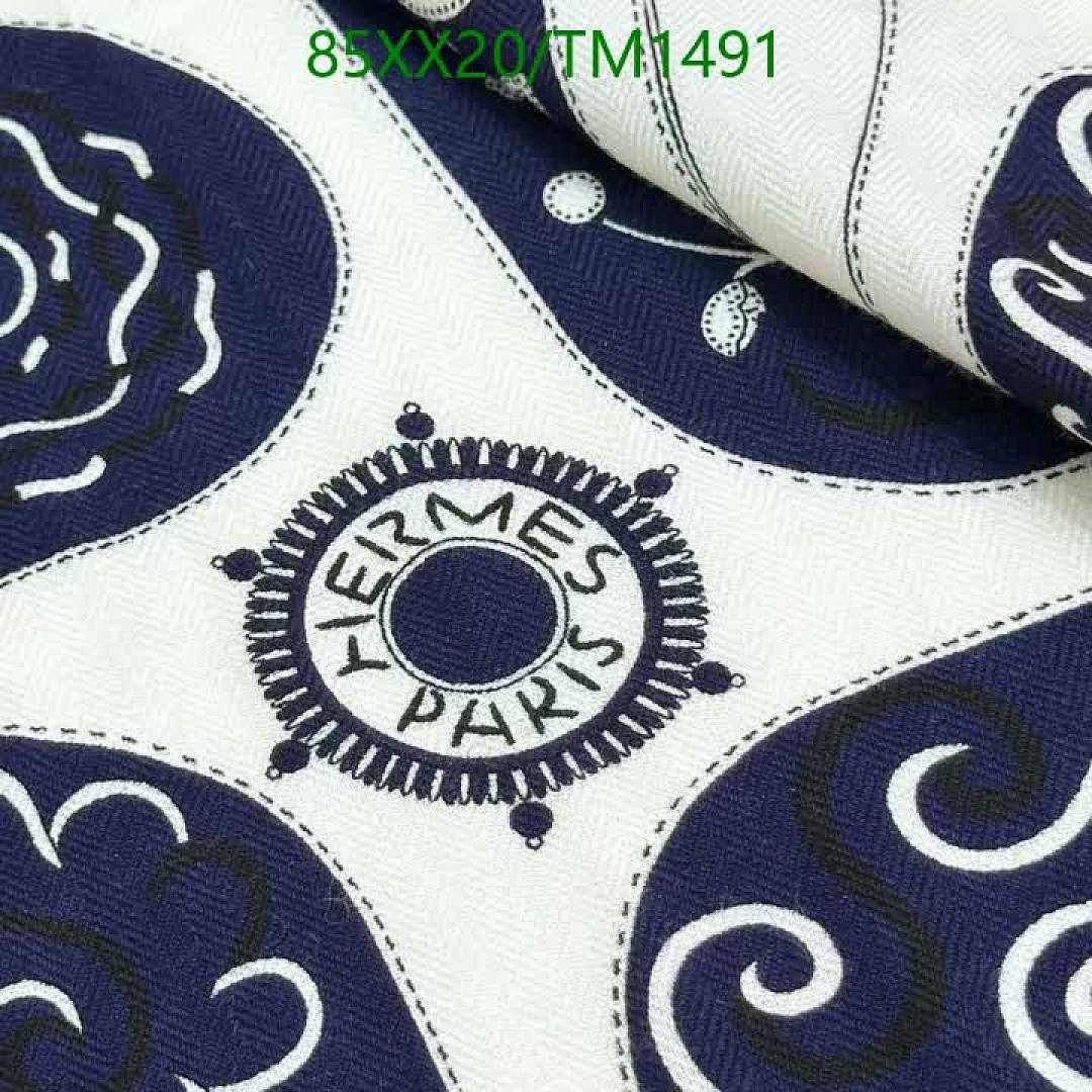 Hermes-Scarf Code: TM1491 $: 85USD