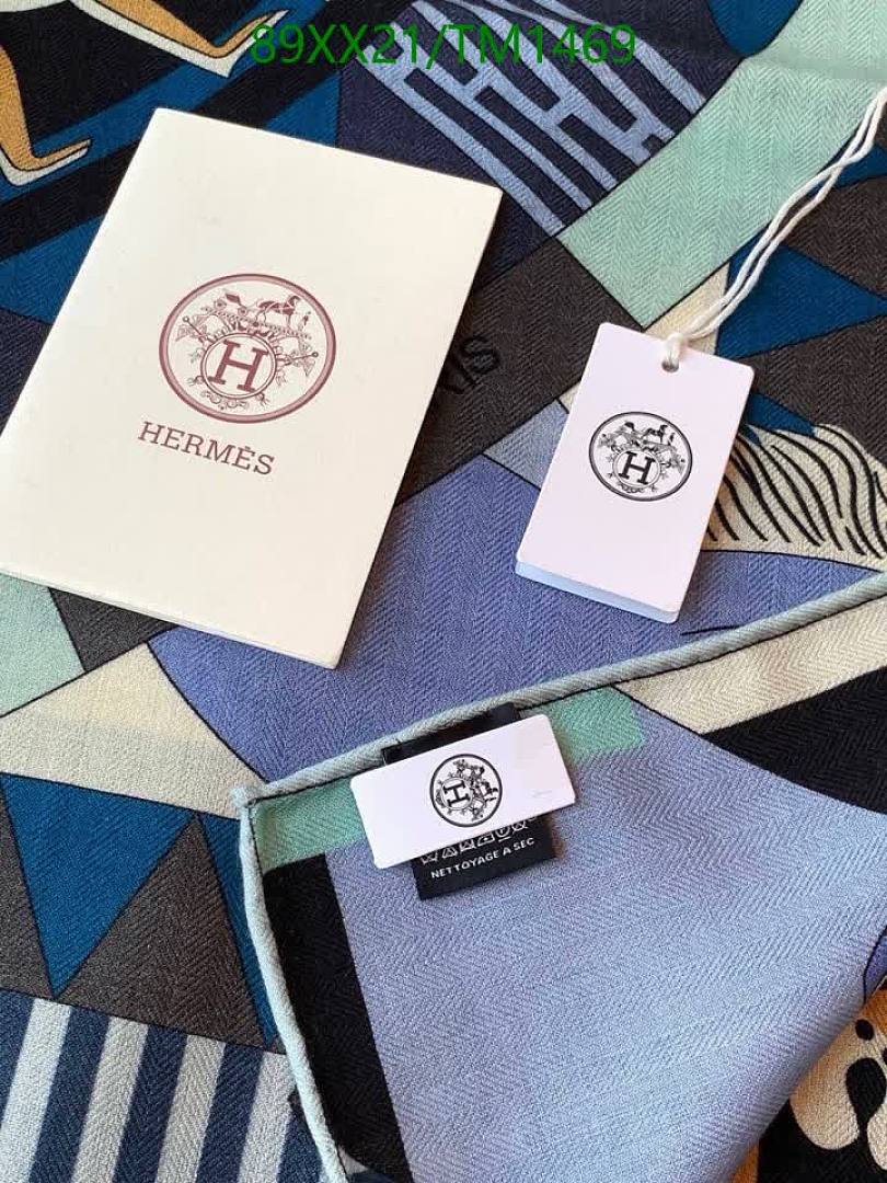 Hermes-Scarf Code: TM1469 $: 89USD