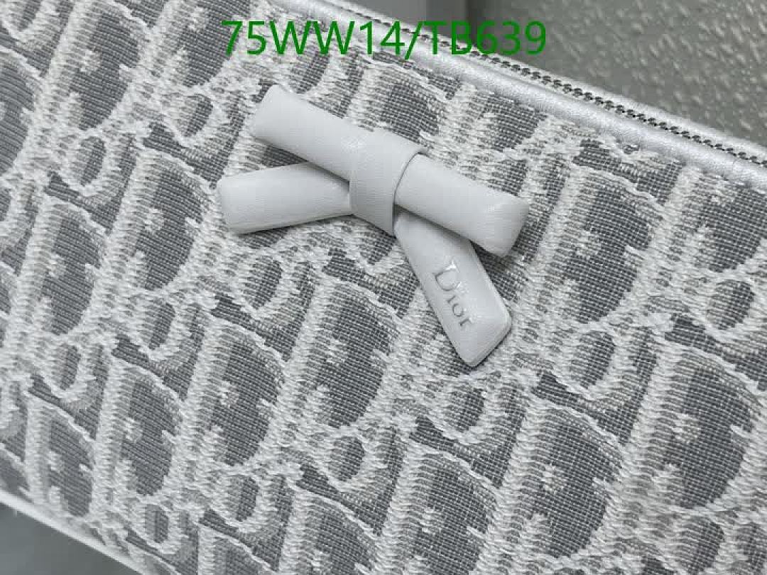 Dior-Bag-4A Quality Code: TB639 $: 75USD