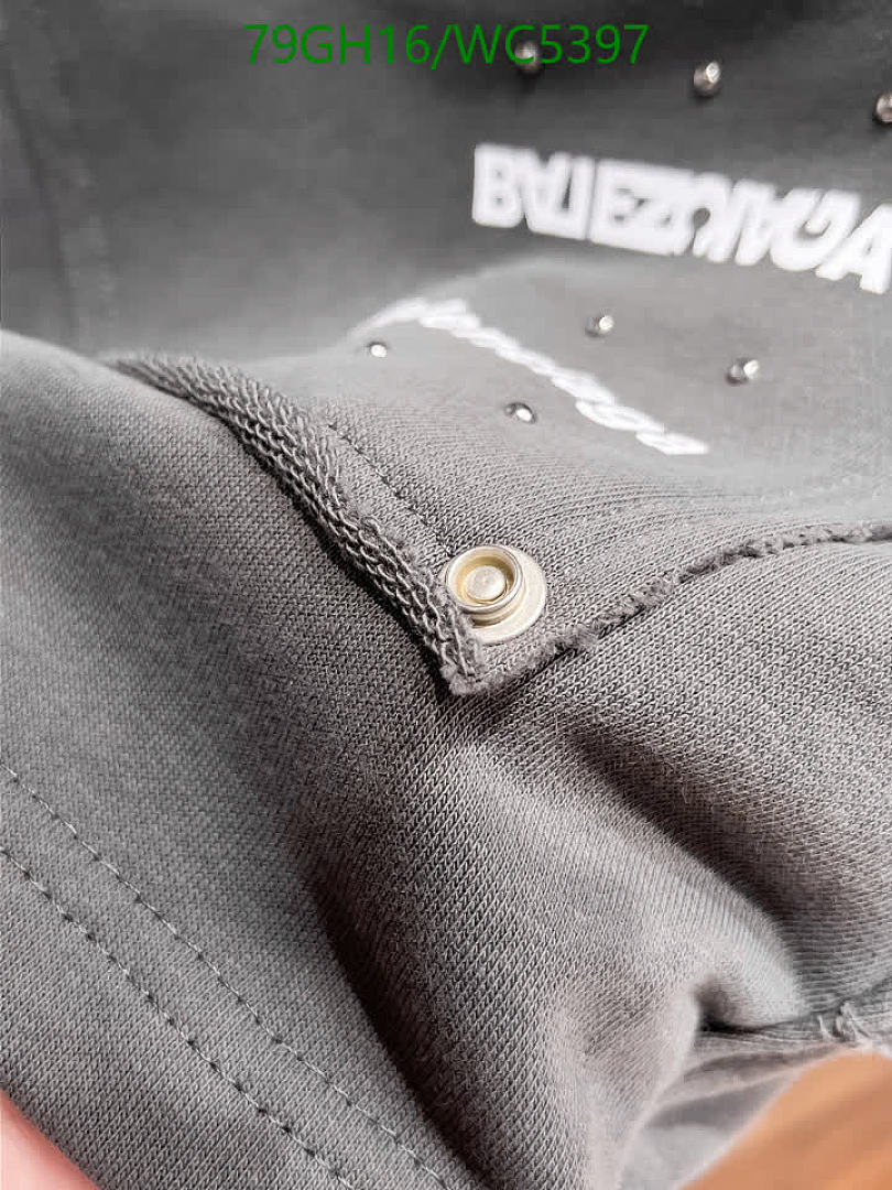 Balenciaga-Clothing Code: WC5397 $: 79USD