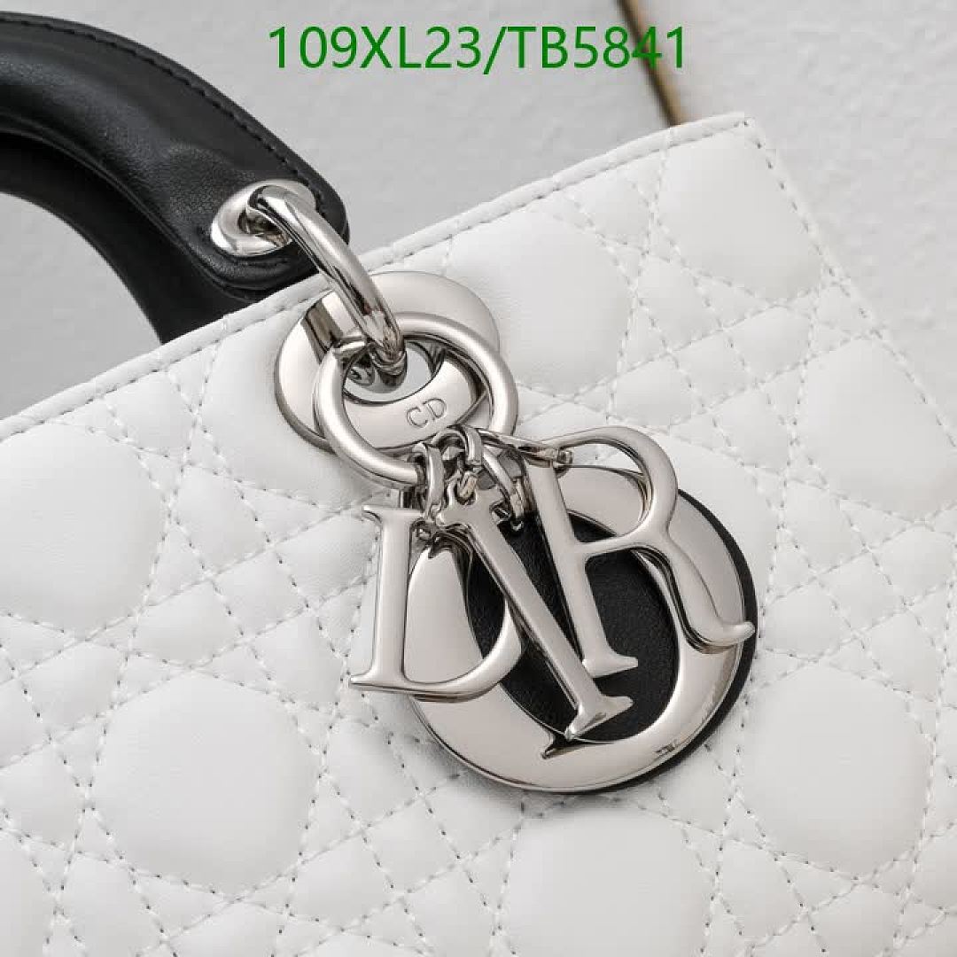 Dior-Bag-4A Quality Code: TB5841 $: 109USD