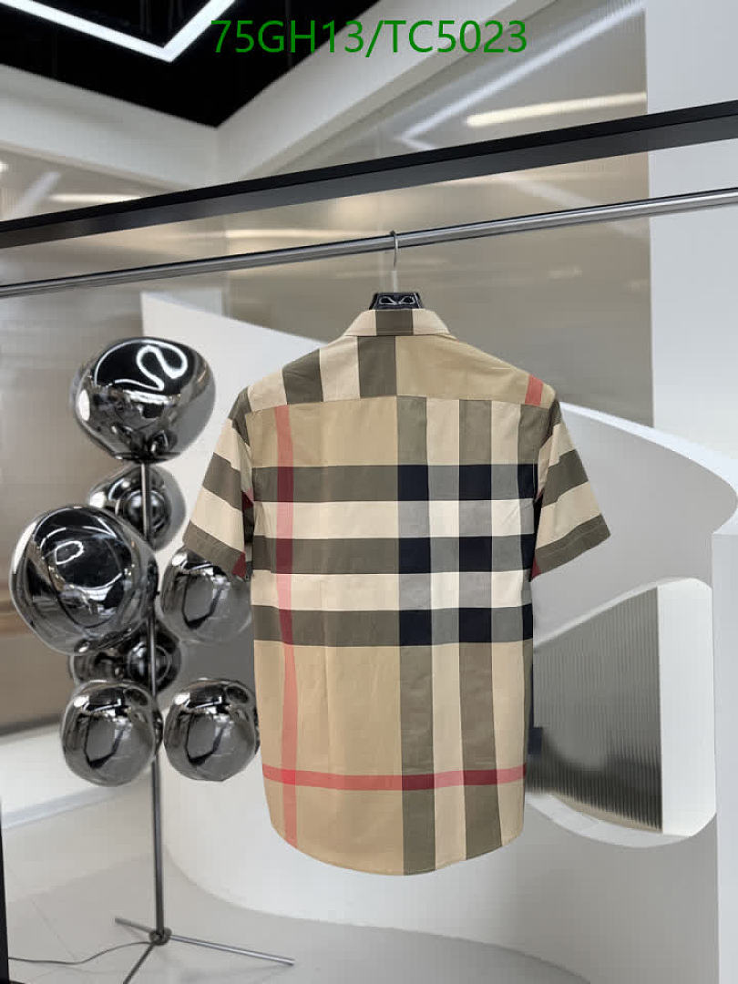 Burberry-Clothing Code: TC5023 $: 75USD