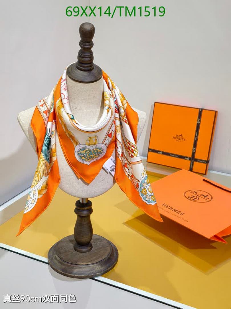 Hermes-Scarf Code: TM1519 $: 69USD