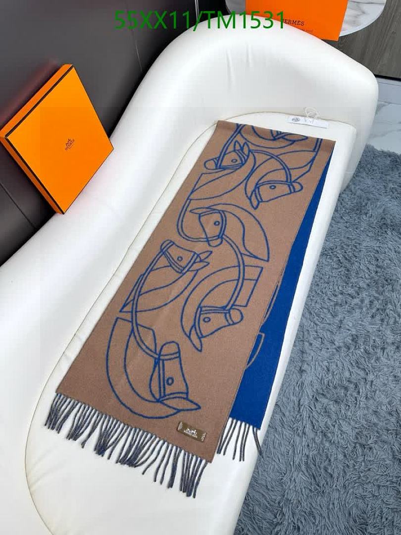 Hermes-Scarf Code: TM1531 $: 55USD