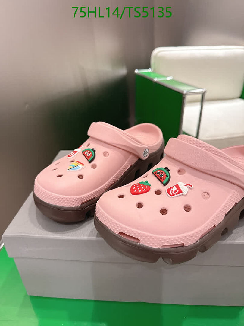Balenciaga-Women Shoes Code: TS5135 $: 75USD