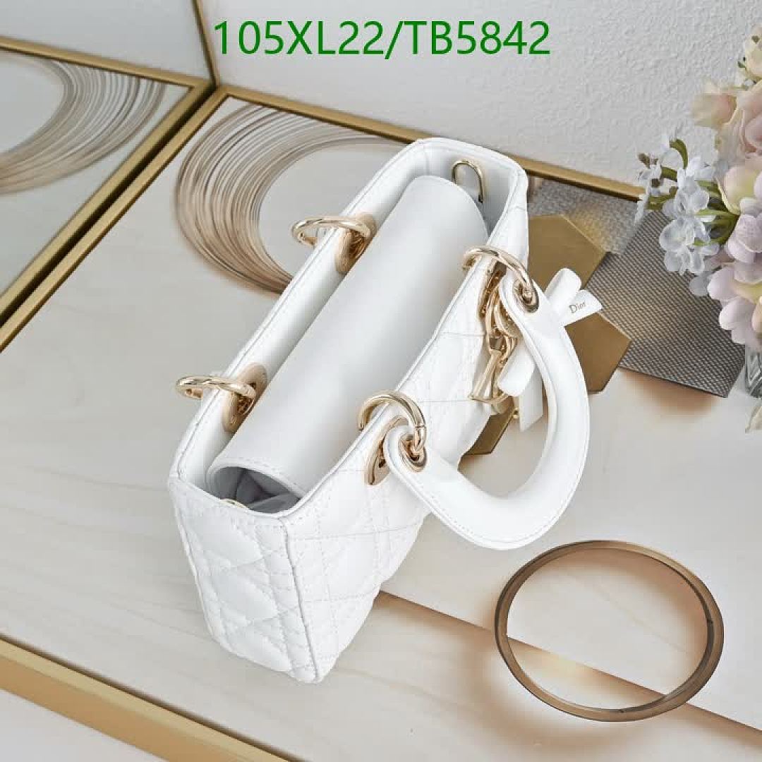 Dior-Bag-4A Quality Code: TB5842 $: 105USD