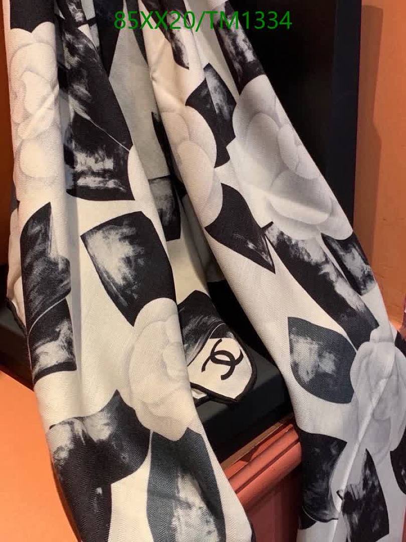 Chanel-Scarf Code: TM1334 $: 85USD