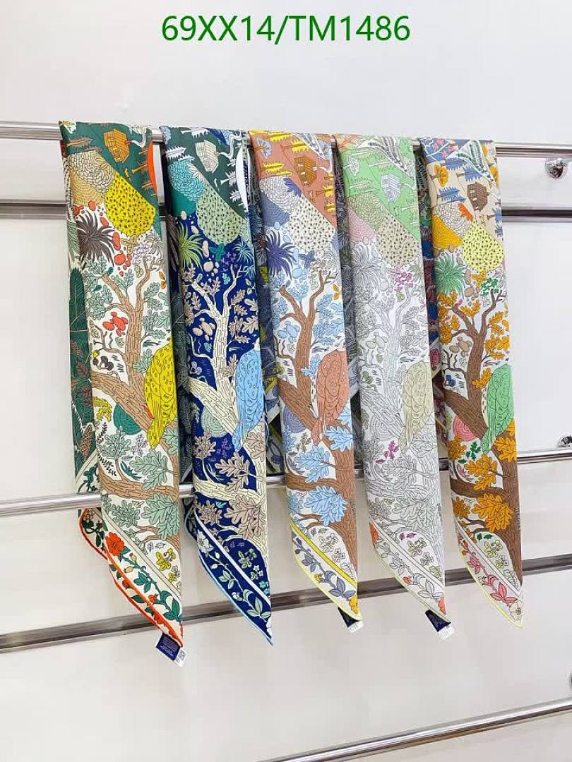 Hermes-Scarf Code: TM1486 $: 69USD