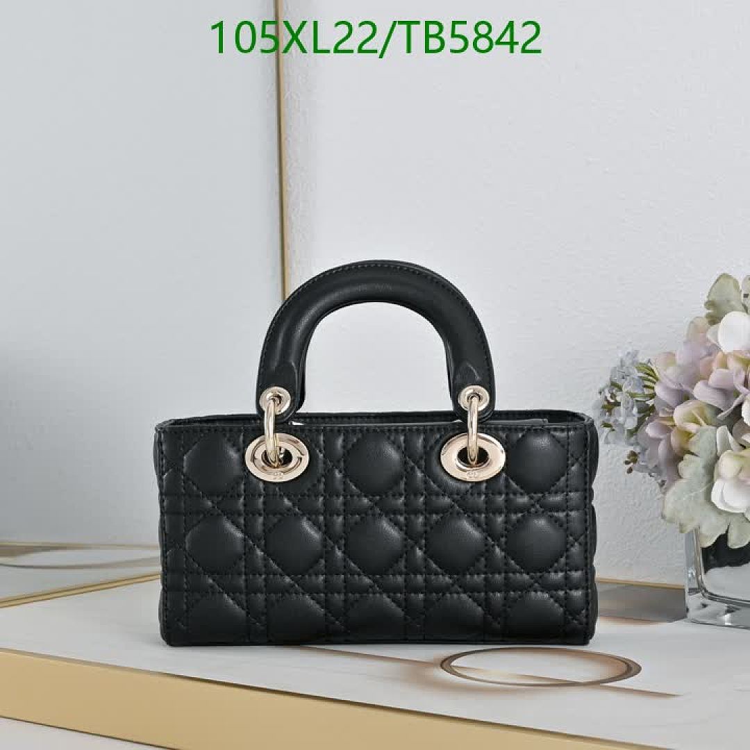 Dior-Bag-4A Quality Code: TB5842 $: 105USD