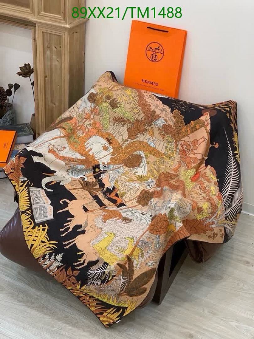 Hermes-Scarf Code: TM1488 $: 89USD