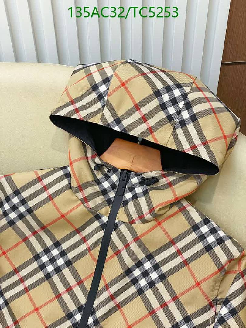 Burberry-Clothing Code: TC5253 $: 135USD