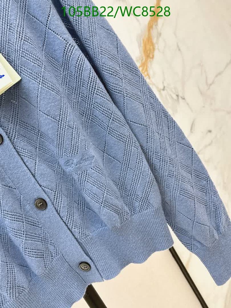 Burberry-Clothing Code: WC8528 $: 105USD