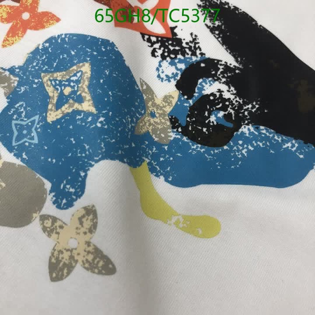 LV-Clothing Code: TC5377 $: 65USD