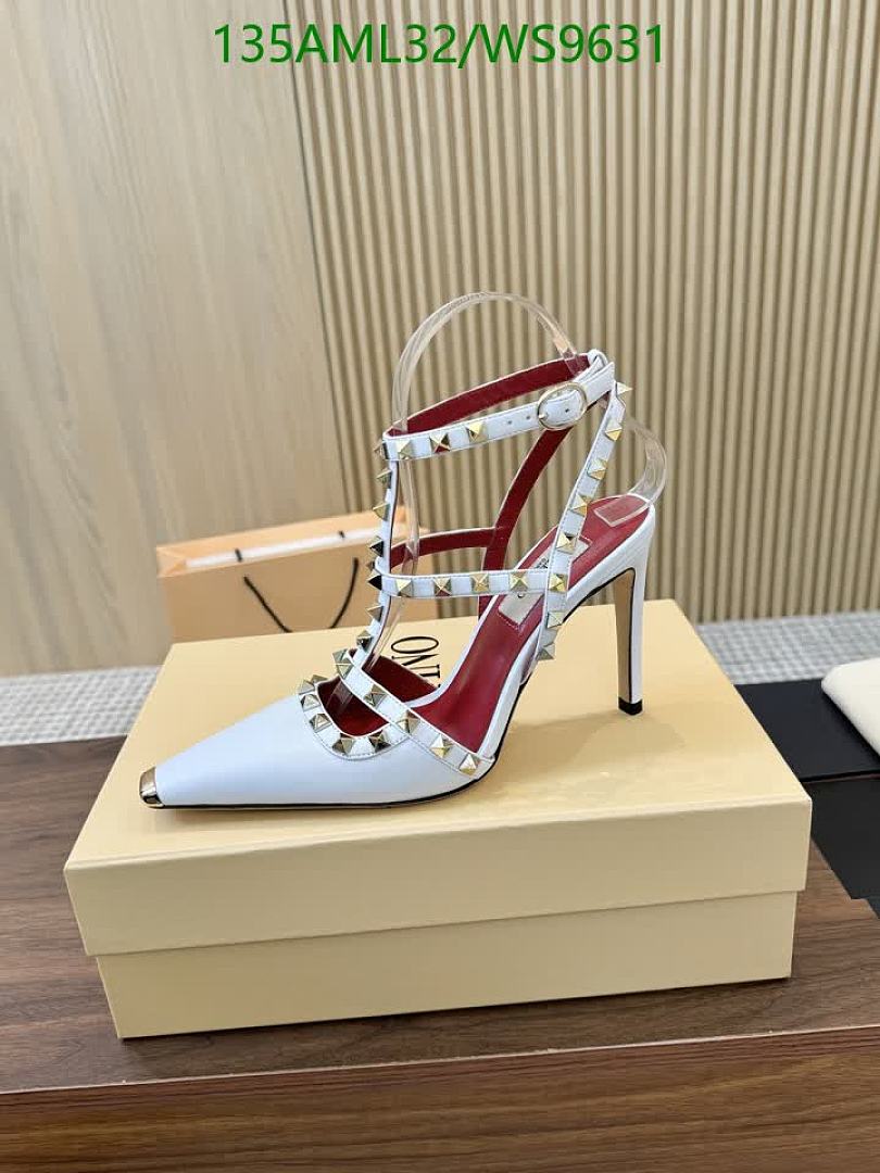 Valentino-Women Shoes Code: WS9631 $: 135USD