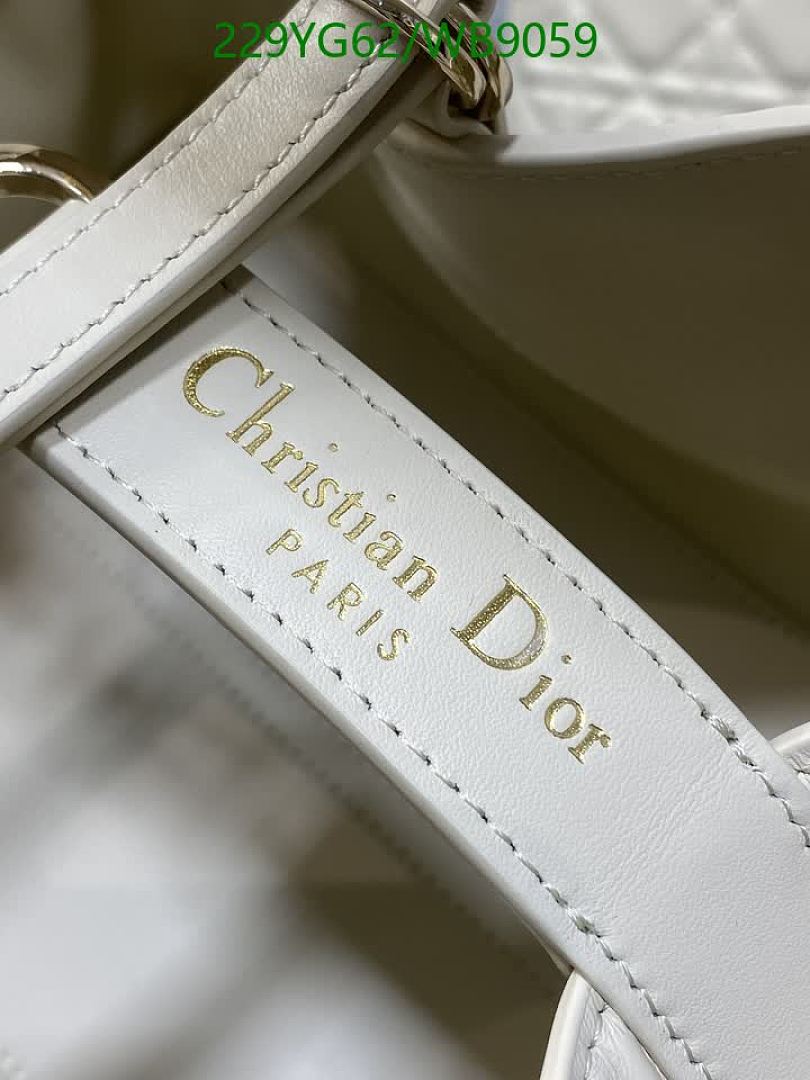 Dior-Bag-Mirror Quality Code: WB9059 $: 229USD