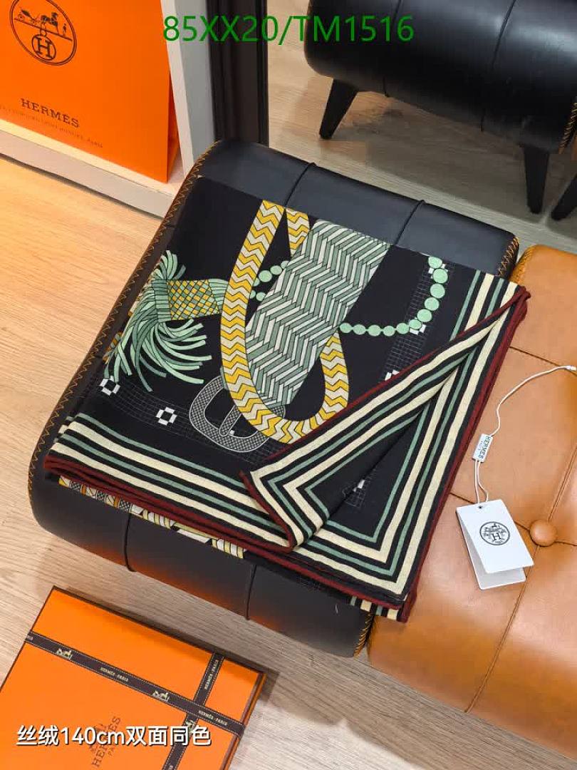 Hermes-Scarf Code: TM1516 $: 85USD