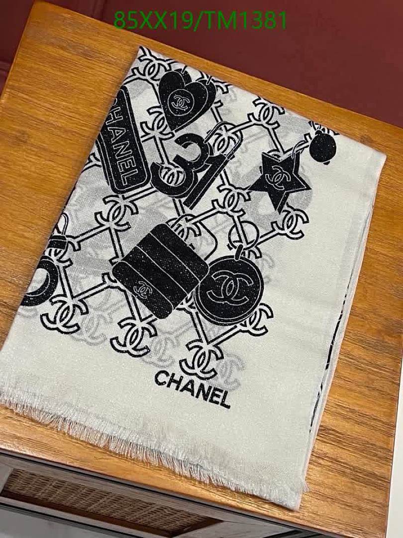 Chanel-Scarf Code: TM1381 $: 85USD