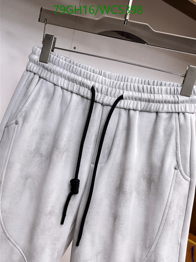 Balenciaga-Clothing Code: WC5398 $: 79USD