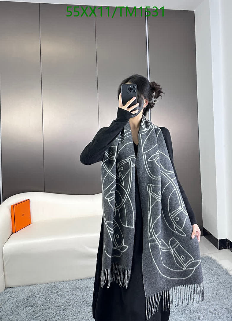 Hermes-Scarf Code: TM1531 $: 55USD