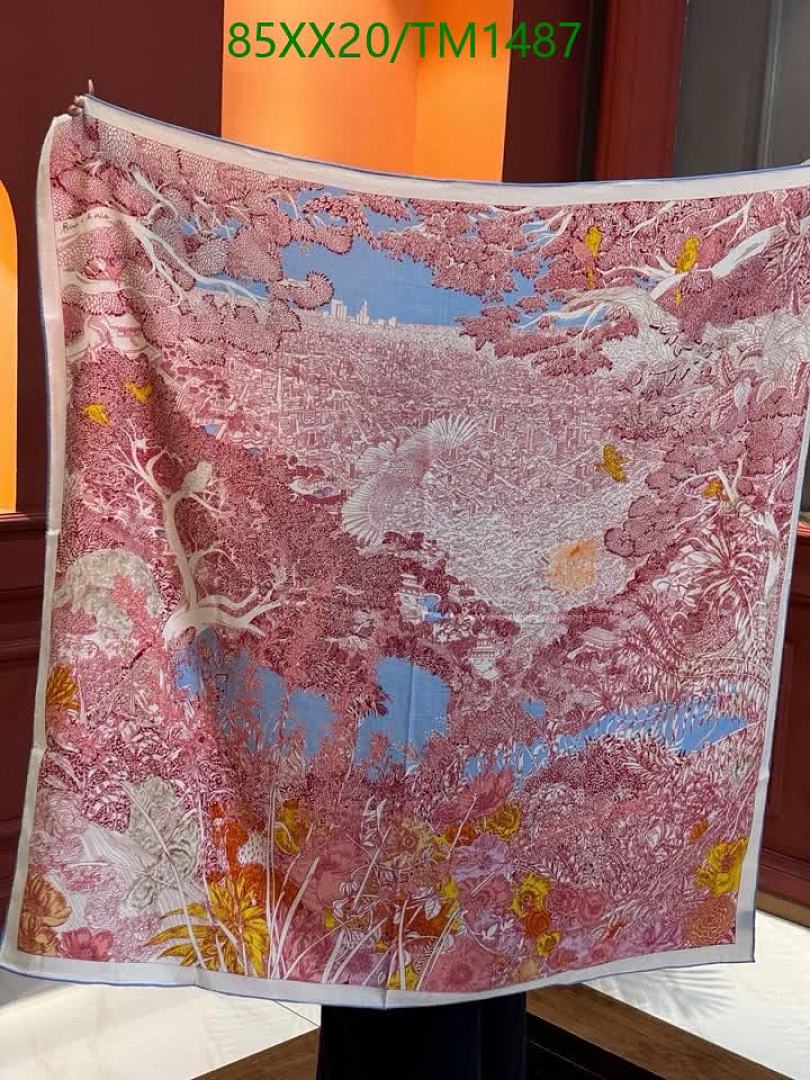 Hermes-Scarf Code: TM1487 $: 85USD